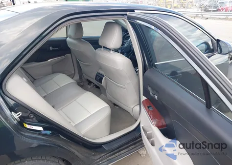 2013 Toyota Camry Xle z USA, uszkodzony, nr VIN 4T4BF1FKXDR315636